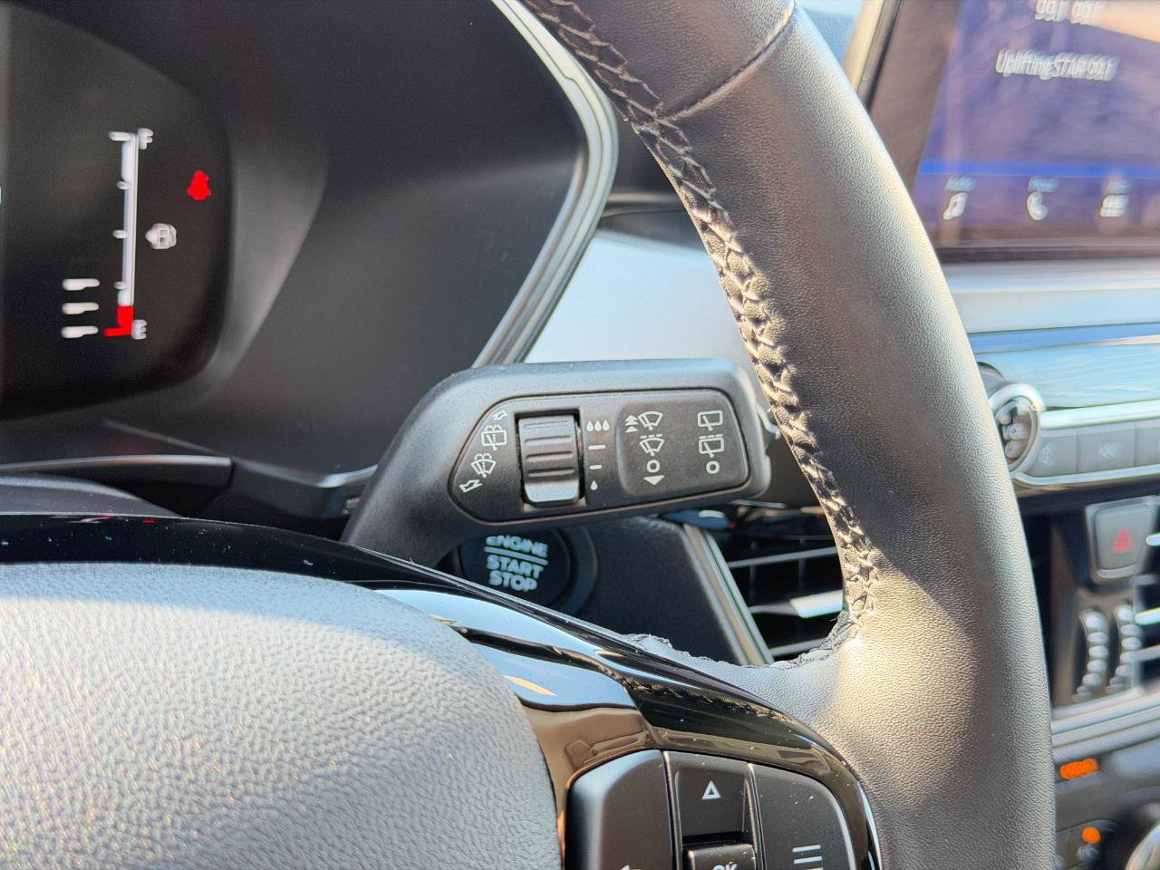 Used 2024 Ford Escape Active AWD/4WD image 71