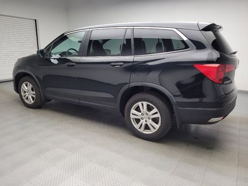 Used 2016 Honda Pilot LX image 3