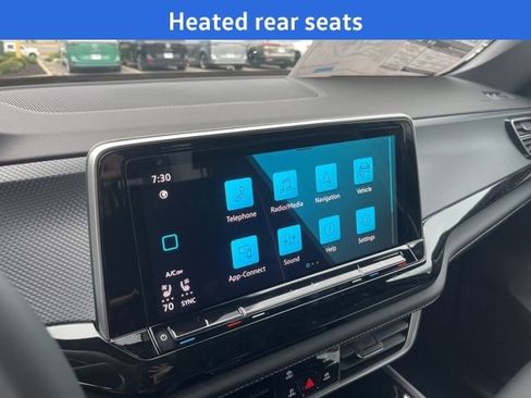 New 2026 Volkswagen Atlas Cross Sport SEL Premium R-Line image 19