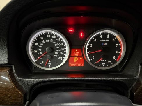 Used 2011 BMW M3 Convertible image 26