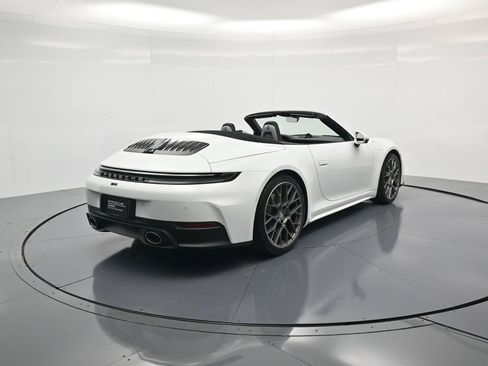 Certified 2025 Porsche 911 Carrera RWD image 34