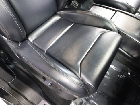 Used 2018 Tesla Model X 75D image 37