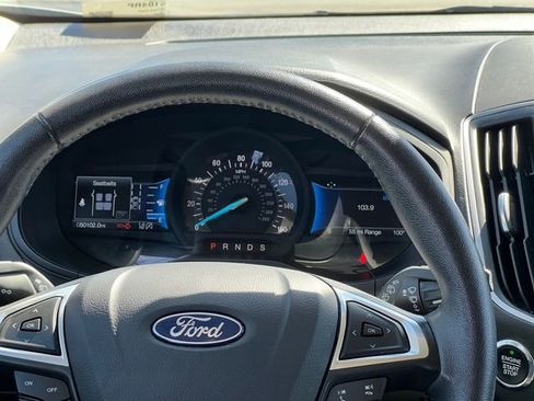 Used 2024 Ford Edge SEL image 16