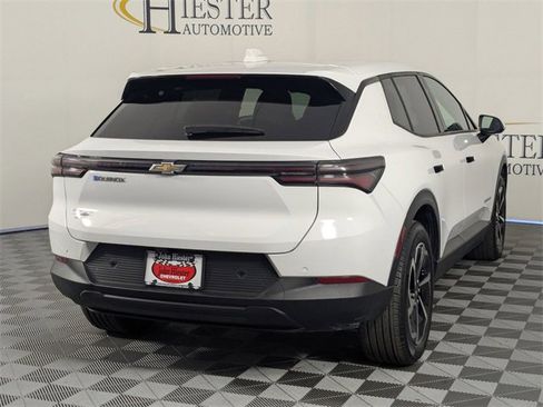 Certified 2025 Chevrolet Equinox EV LT image 7