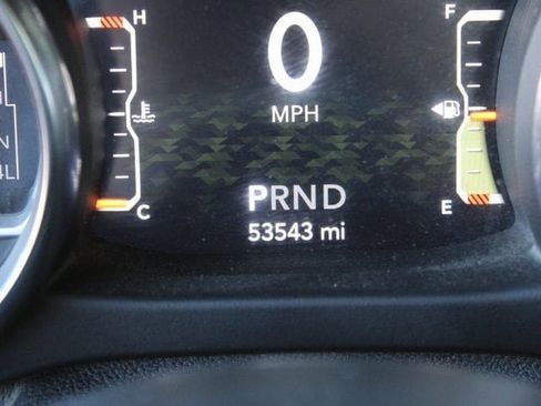 Used 2021 Jeep Wrangler Unlimited Rubicon w/ Cold Weather Group image 9