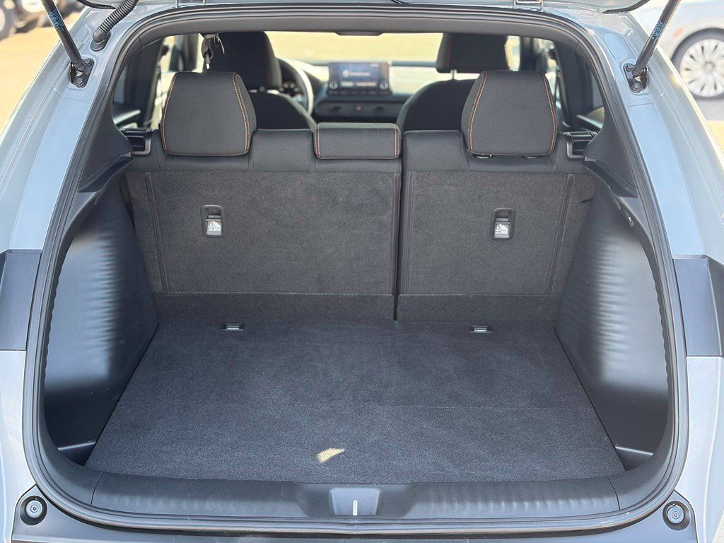 Used 2025 Honda HR-V Sport image 8