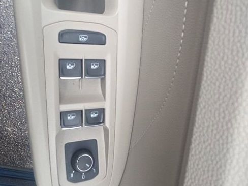 Used 2022 Volkswagen Atlas SEL image 25