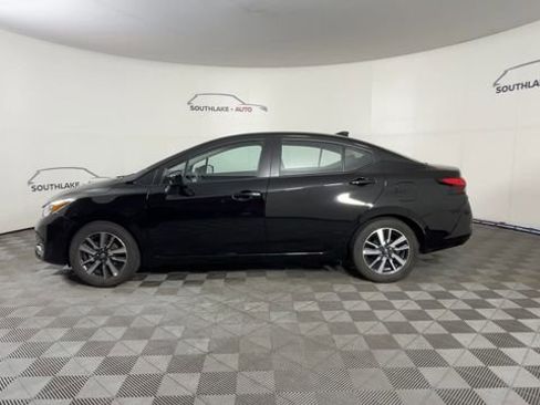 Certified 2025 Nissan Versa SV FWD image 5