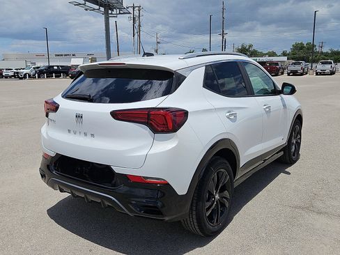 New 2026 Buick Encore GX Sport Touring w/ Comfort Package FWD image 5