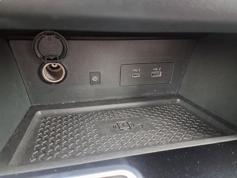 Certified 2025 Nissan Pathfinder SL AWD/4WD image 8