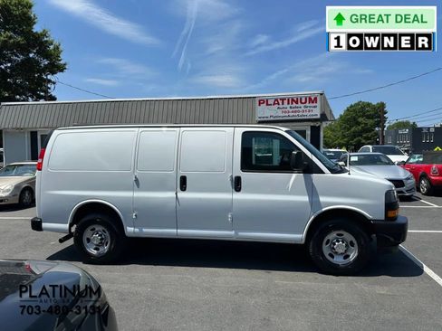 Used 2020 Chevrolet Express 2500 w/ Communications Package RWD image 2