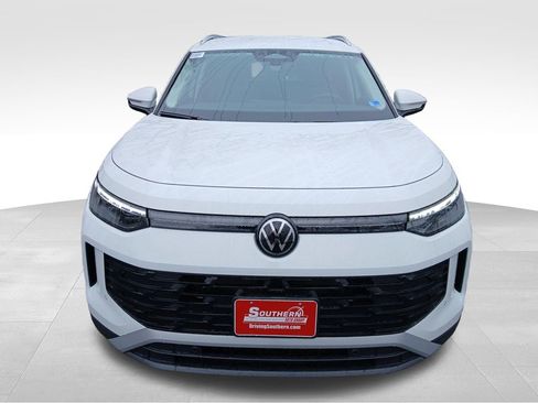 New 2026 Volkswagen Tiguan S image 8