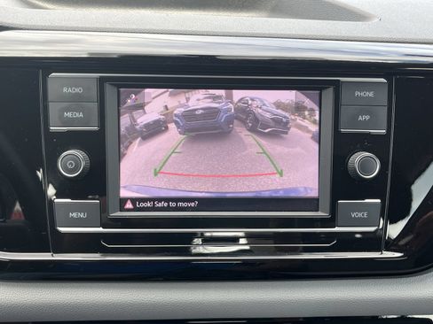 Used 2023 Volkswagen Taos S FWD image 21