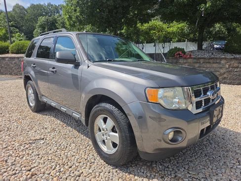Used 2012 Ford Escape XLT AWD/4WD image 25