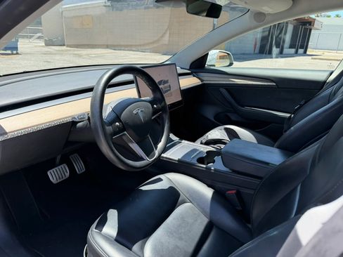 Used 2022 Tesla Model 3 Performance AWD/4WD image 10