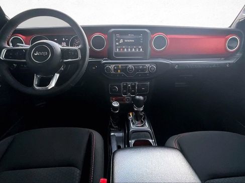 Used 2019 Jeep Wrangler Unlimited Rubicon w/ Cold Weather Group image 7