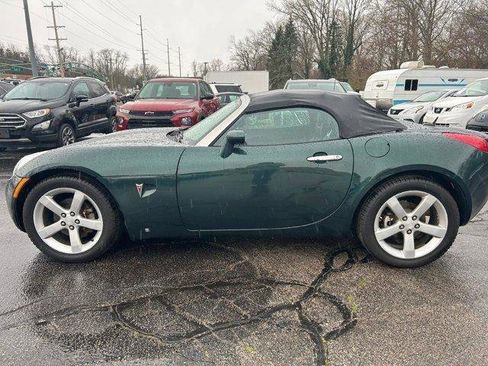 Used 2008 Pontiac Solstice Convertible w/ Premium Package RWD image 4