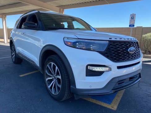 Used 2020 Ford Explorer ST w/ Premium Technology Package image 4