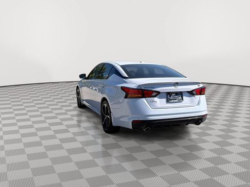 Certified 2024 Nissan Altima 2.5 SR w/ SR Premium Package FWD image 8