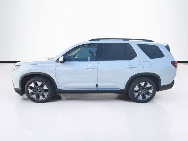 New 2026 Honda Pilot Touring image 4