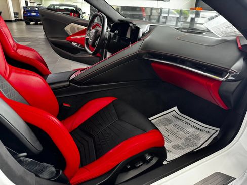 Used 2023 Chevrolet Corvette Stingray Premium Conv w/ Z51 Performance Package RWD image 13