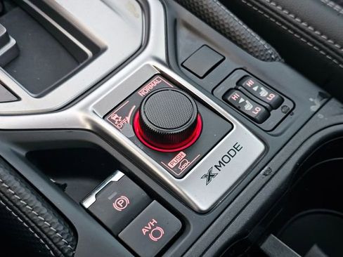 Used 2024 Subaru Forester Premium image 37