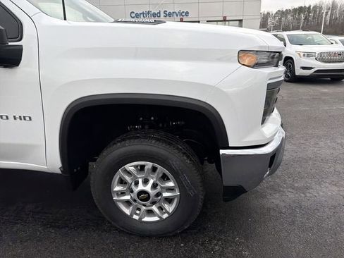 New 2026 Chevrolet Silverado 2500 LT AWD/4WD image 2