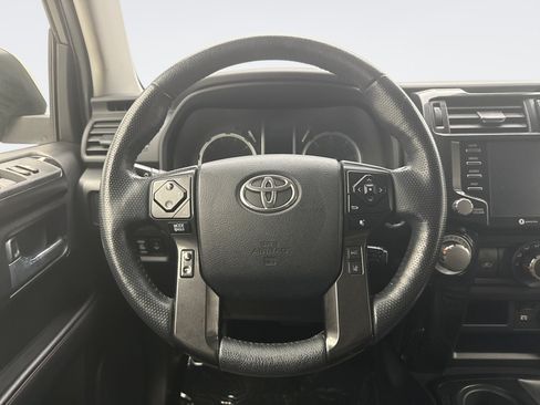 Used 2023 Toyota 4Runner TRD Off-Road Premium AWD/4WD image 12