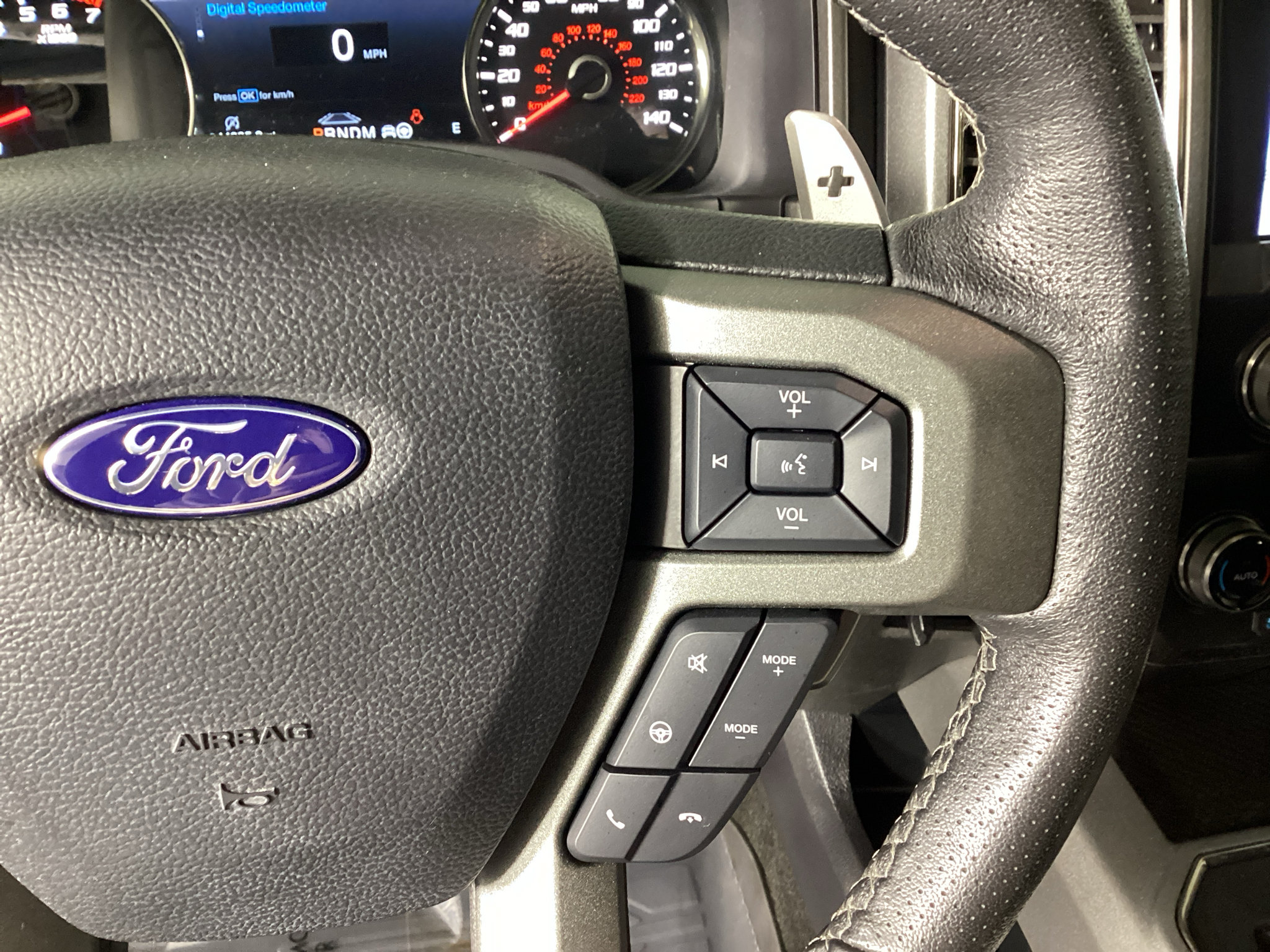 Used 2019 Ford F150 Raptor w/ Equipment Group 802A Luxury AWD/4WD image 27