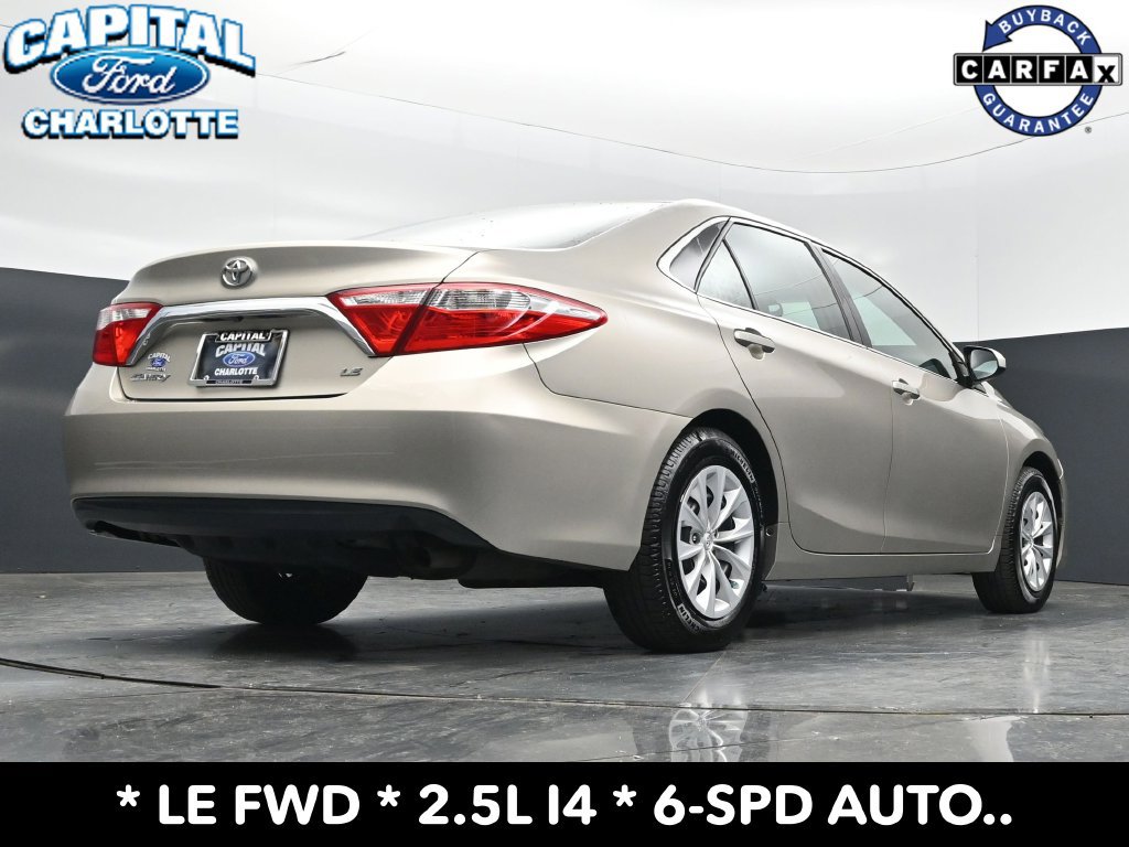 Used 2015 Toyota Camry LE FWD image 25