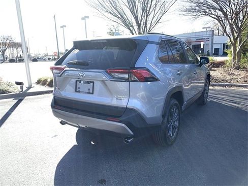 Used 2025 Toyota RAV4 Limited image 8