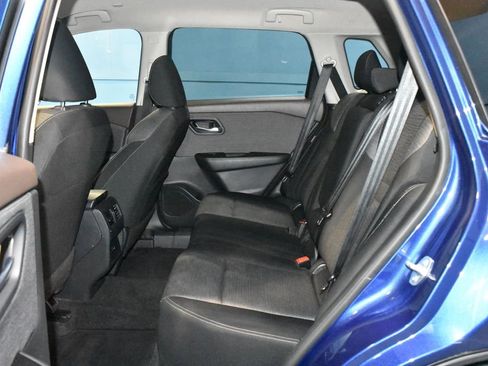 Certified 2023 Nissan Rogue SV image 17