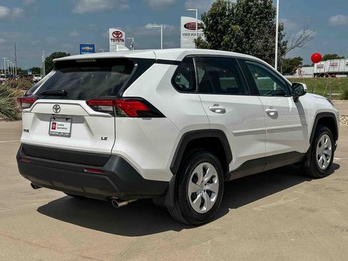 Used 2024 Toyota RAV4 LE FWD image 3