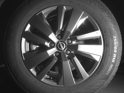 Used 2025 Nissan Pathfinder SV AWD/4WD image 12