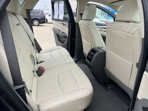 Certified 2023 Cadillac XT5 Premium Luxury AWD/4WD image 18