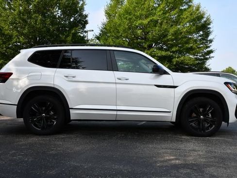 Used 2022 Volkswagen Atlas SEL R-Line AWD/4WD image 7