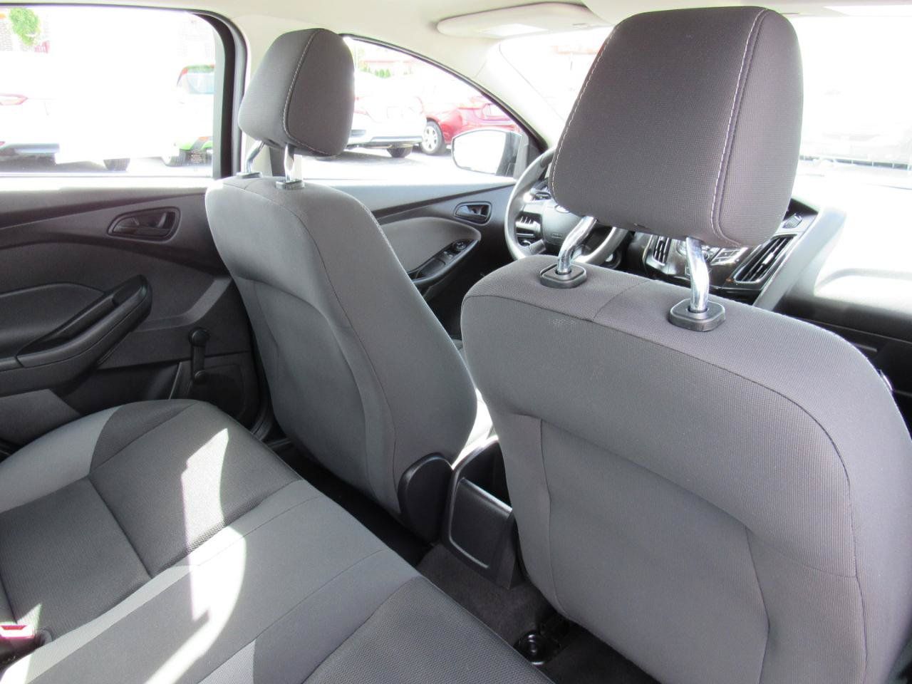 Used 2014 Ford Focus S FWD image 29