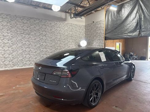 Used 2022 Tesla Model 3 Long Range AWD/4WD image 7