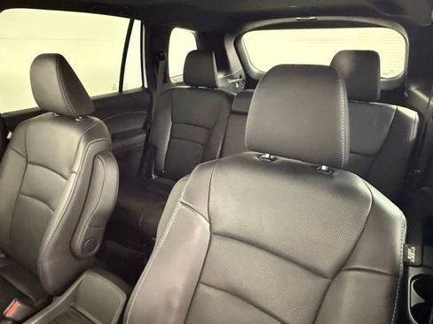 Used 2023 Honda Passport EX-L image 32