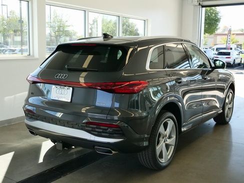 New 2025 Audi Q5 Premium Plus image 6