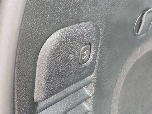 Used 2020 Jeep Grand Cherokee Limited AWD/4WD image 33