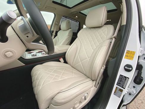 Used 2025 Genesis GV80 3.5T Prestige AWD/4WD image 20