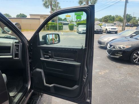 Used 2016 RAM 1500 Express AWD/4WD image 14