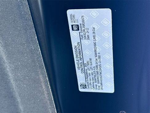 Used 2025 GMC Yukon XL Denali image 41