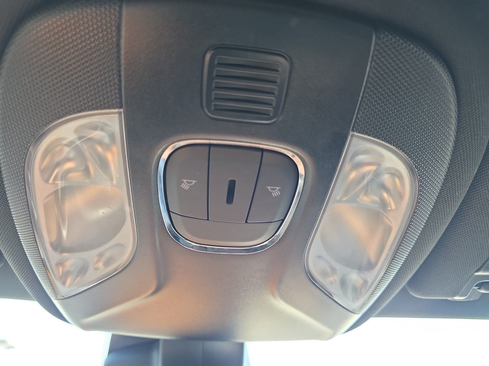 Used 2024 Jeep Compass Latitude AWD/4WD image 34