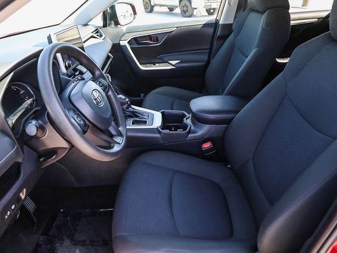 Certified 2025 Toyota RAV4 LE FWD image 18