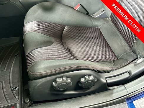 Used 2020 Nissan 370Z Coupe image 19