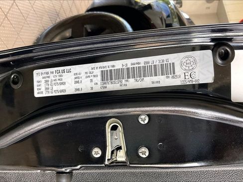 Used 2019 RAM 1500 Express w/ Wheel & Sound Group AWD/4WD image 35