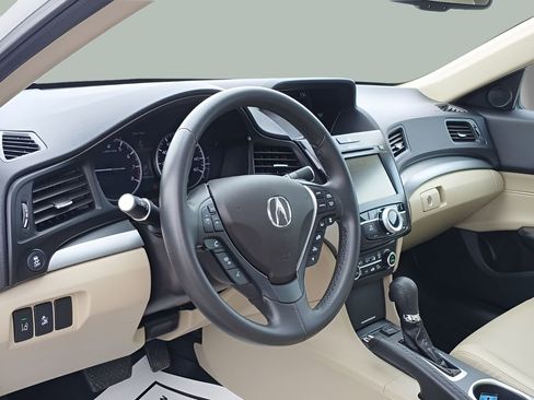 Used 2018 Acura ILX w/ Premium Package image 15