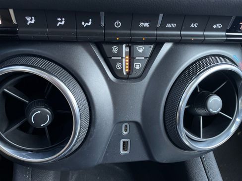 Used 2021 Chevrolet Blazer LT image 14